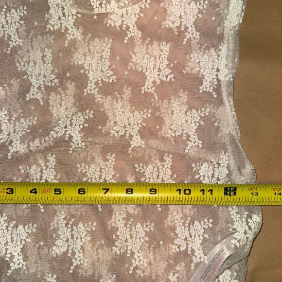 Free People Intimately Sheer Lace Mesh Mock Neck Tank Size M - Picture 10 of 11